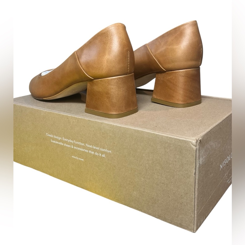 Nisolo Tan Block Heel Pumps - Picture 10 of 12